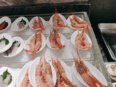 -雍容荟帝王蟹活龙虾展台自助(IFS黑金店)