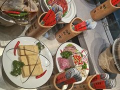 -湘西小馆(滨河路店)