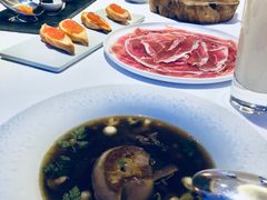 -AZUR聚(香格里拉饭店)