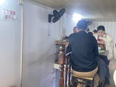 -煲煲香快餐(南京路店)