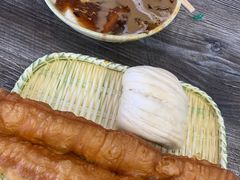 -车库美食餐厅
