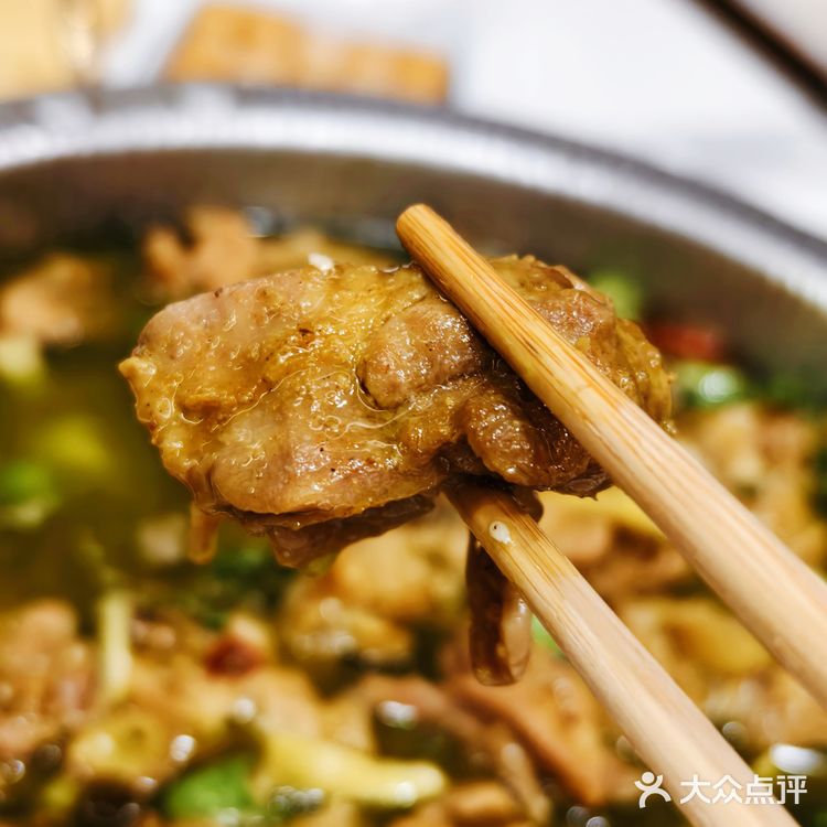 来沧州必须要吃一顿0317火锅鸡