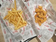 -The Habit Burger Grill 哈比特汉堡(爱琴海店)