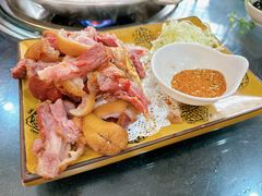 脆皮肘子-老来福·非遗酸汤兔(凯旋路店)