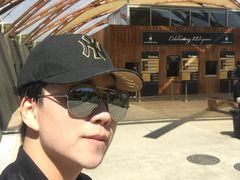 -怀托摩萤火虫洞