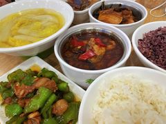 -老乡鸡(亳州路天庆大厦店)