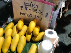 -周日夜市