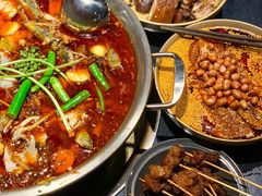 -小饕荟雅安贡椒鱼鲜馆(广福桥店)