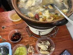 -威邵鸡煲(西华路总店)