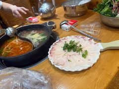 -苗阿哥酸汤牛肉火锅(体育场店)