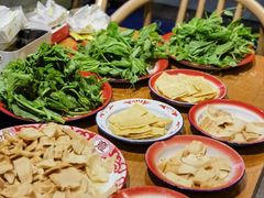 -郭婆婆疯子鸡·土货江湖菜馆