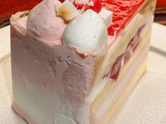 芭乐椰子奶油蛋糕-RUXU入续糖水铺与包(卓悦中心店)