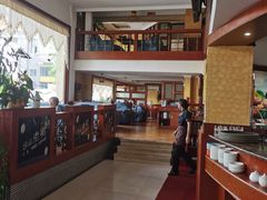 -OLD TREE老树咖啡·西餐厅(台山人工湖店)