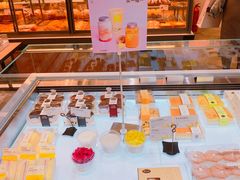 -皇冠幸福里动物奶油生日蛋糕(万达店)