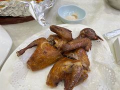 脆皮乳鸽-陈记粤湛鸡饭店
