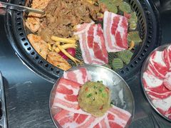 -马路牙子烧烤音乐酒馆(望京店)