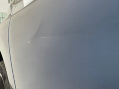 -鲨鱼皮汽车凹陷玻璃修复(静安店)