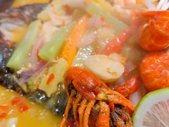 -里岛烤鱼(东港凯虹广场店)