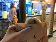 榨菜鲜肉月饼-明月楼