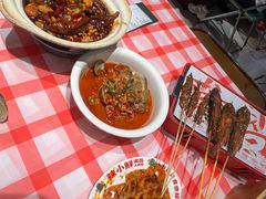 -辣小鲜·南昌大排档(船山路店)