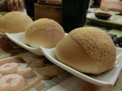 酥皮叉烧包-添好运点心专门店(深水埗店)
