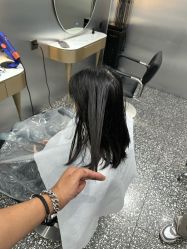 -Tloml salon