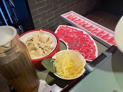 -九鼎轩脆毛肚火锅(南京东路店)