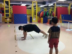 -能量学院少儿体能运动馆(公园1872店)