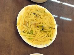 -关东小磨东北菜(漕河泾印象城店)