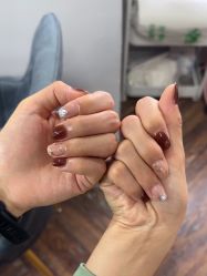 -小黑瓶美甲美睫
