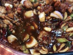 -虾弄弄海派小龙虾·牛羊蝎子火锅