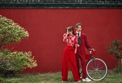 -角色婚纱摄影(中心店)