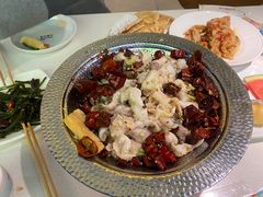 -小鱼小牛·鱼牛干锅·脆鱼火锅(世欧广场店)