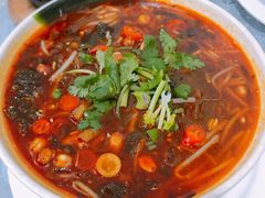 -YI PIN JU 一品居中餐厅 中国超市
