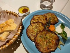 西葫芦煎饼配酸奶-Pasha帕夏土耳其餐厅(南昌路店)