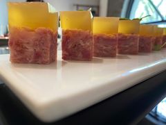 -HOMES上海本帮菜(襄阳公园店)