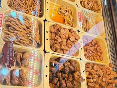 -绝味鸭脖(龙阳路生活广场店)