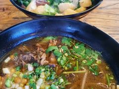 -八一路好吃街(雨田商务大厦店)