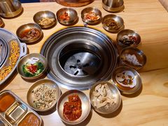 十道正宗韩国小菜-金顺韩式烤肉·网红烤肉店(广利路店)