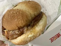 -麦当劳(哈西万达店)