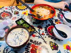 -勺子米线·云南传统小吃市集(四方街店)