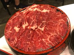 -鲜入围煮花胶鸡海鲜火锅