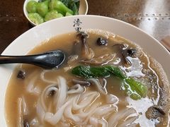 -漆黑觉米粉(三里屯店)