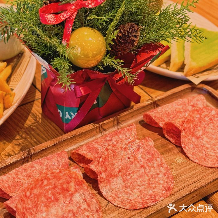 徐汇滨江100+就能吃到扶墙出的意大利西餐厅