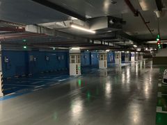 -奉贤宝龙城市广场·停车场