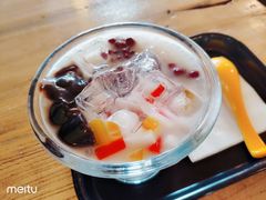 椰香三色冰-七七家的糖水店(南湾街1号店)