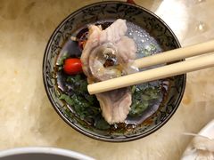 -正能量脆肉鲩火锅