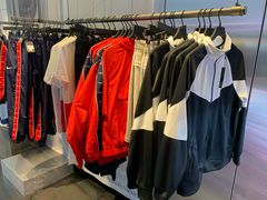 -NIKE品牌体验店(南京东路店)