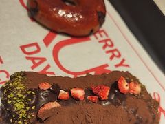 -HOT CRUSH趁热集合·现烤面包(环球港店)