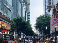 -八一路好吃街(雨田商务大厦店)